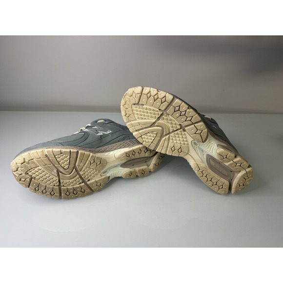 New Balance 2002R X Kith Pistachio Running Shoes Sneakers Size 10.5 - Picture 8 of 12